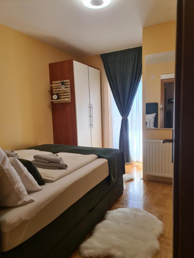 Apartman *Joy* Osijek Exteriör bild