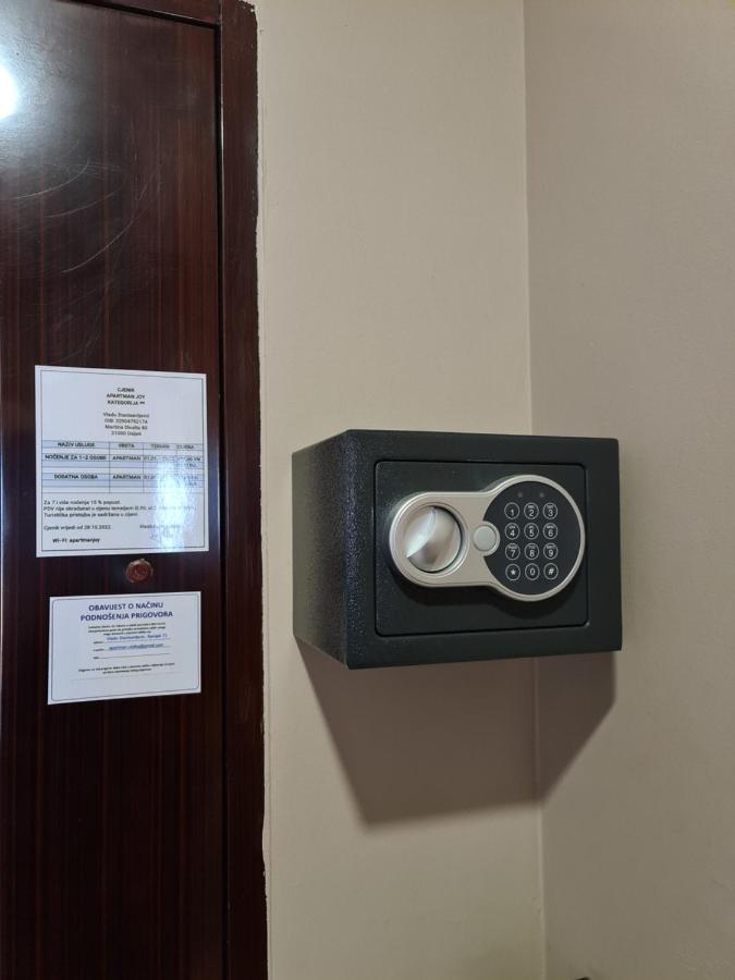 Apartman *Joy* Osijek Exteriör bild